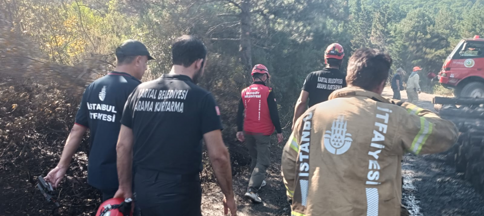 Kartal Belediyesi Ekipleri Orman Yangınında Söndürme Çalışmalarına Destek Verdi - TÜRKİYE - İnternetin Ajansı